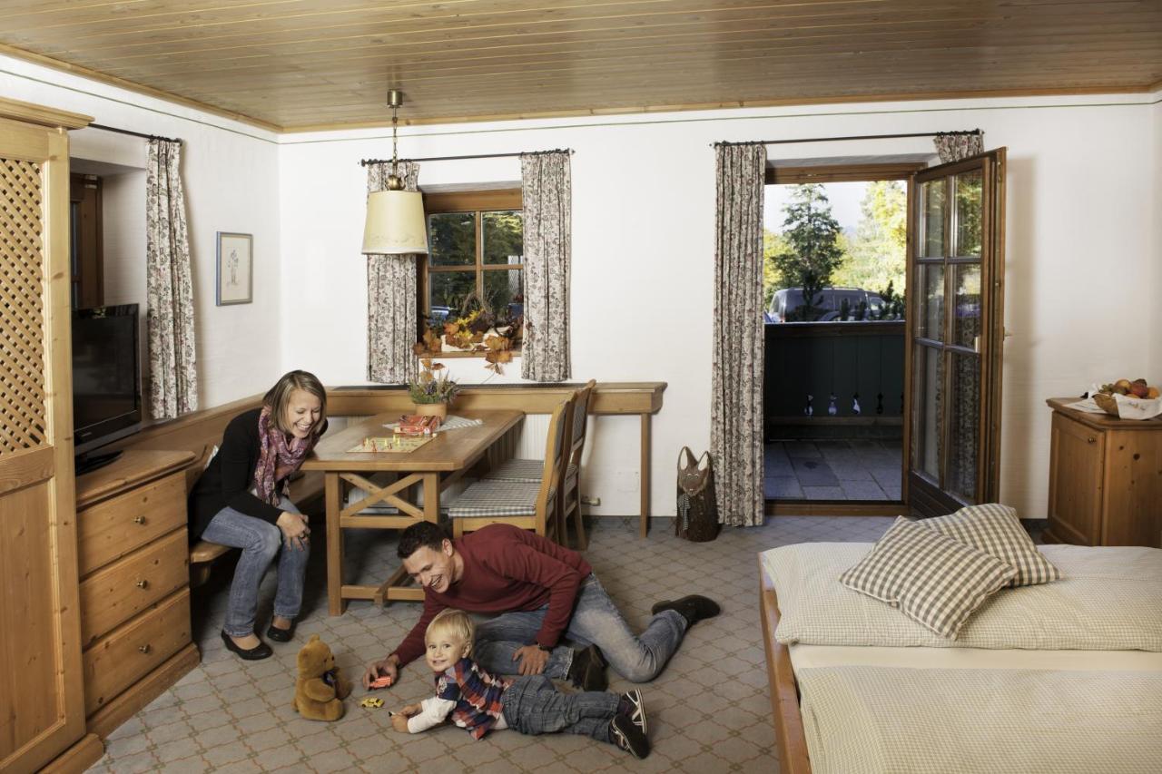 Hochberghaus Resort Grünau im Almtal المظهر الخارجي الصورة